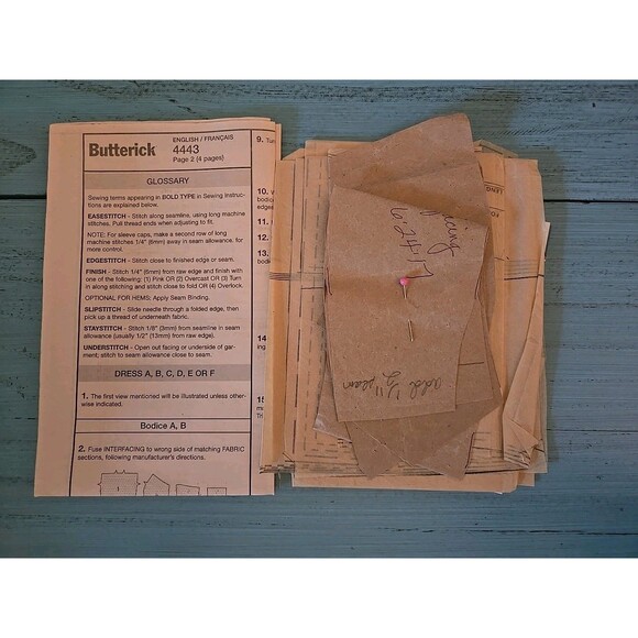 Butterick B4443 Pattern Misses' Petite Dress Close Fitting Flared FF 16-22 Cut - Picture 2 of 3